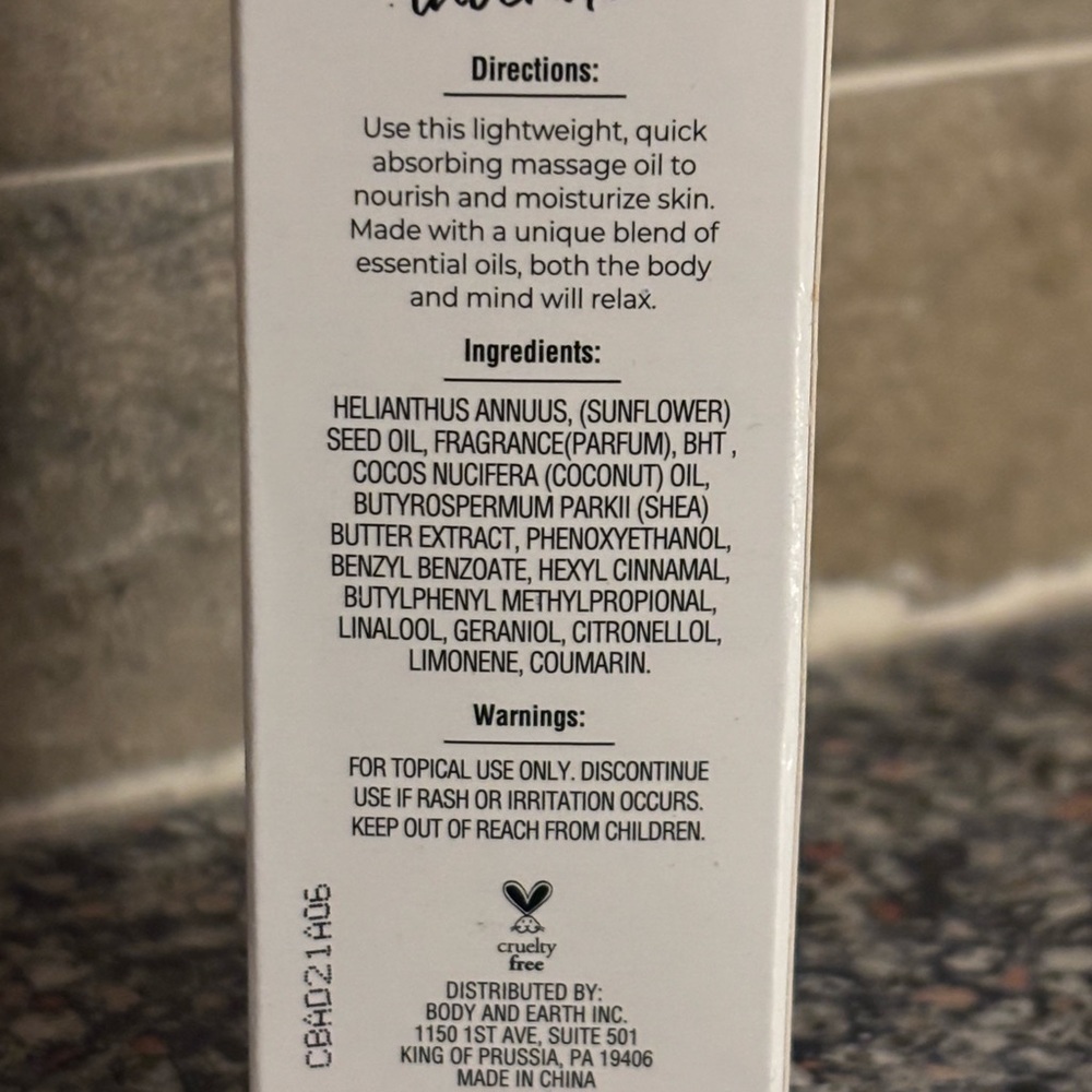 🆕 Lavender Body Lotion and Massage Oil Set - Picture 3 of 3